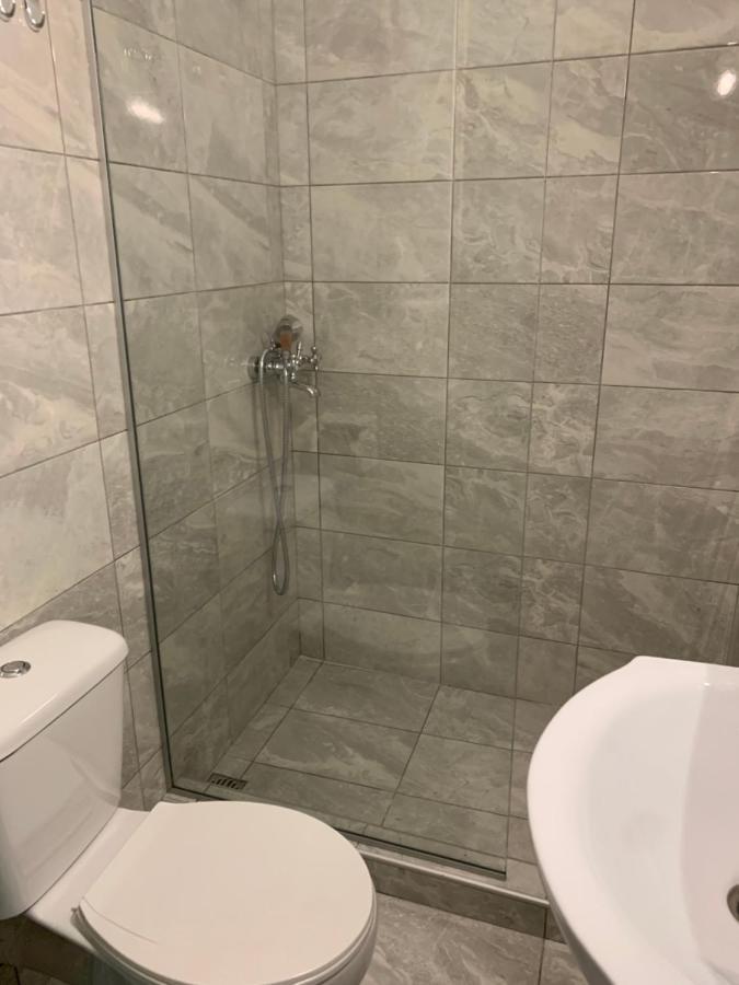 Holodek Apartments Ground & Semibasement Atina Dış mekan fotoğraf